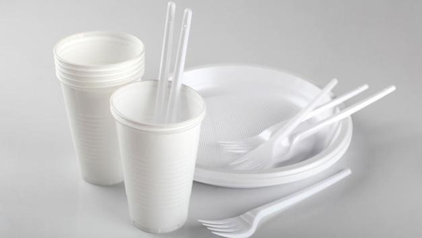 plastica, posate compostabili