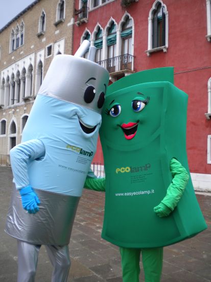 Le mascotte di Ecolamp al Carnevale di Venezia
