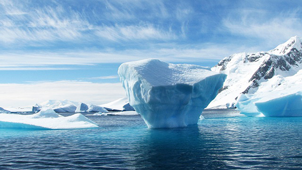 iceberg - Foto di 358611 da Pixabay