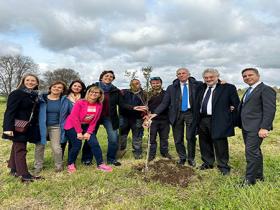 Nasce a Roma l'OrtoFrutteto Solidale amico delle api