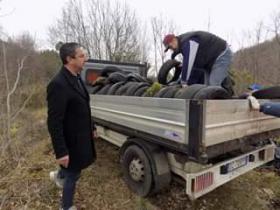 Ecologia. Ecotyre rimuove oltre 2.mila pneumatici abbandonati nella campagna di Alvito